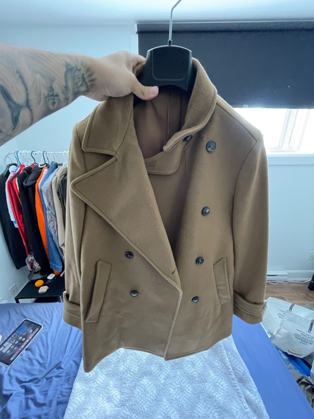 Wool coat - Picture 2 of 3
